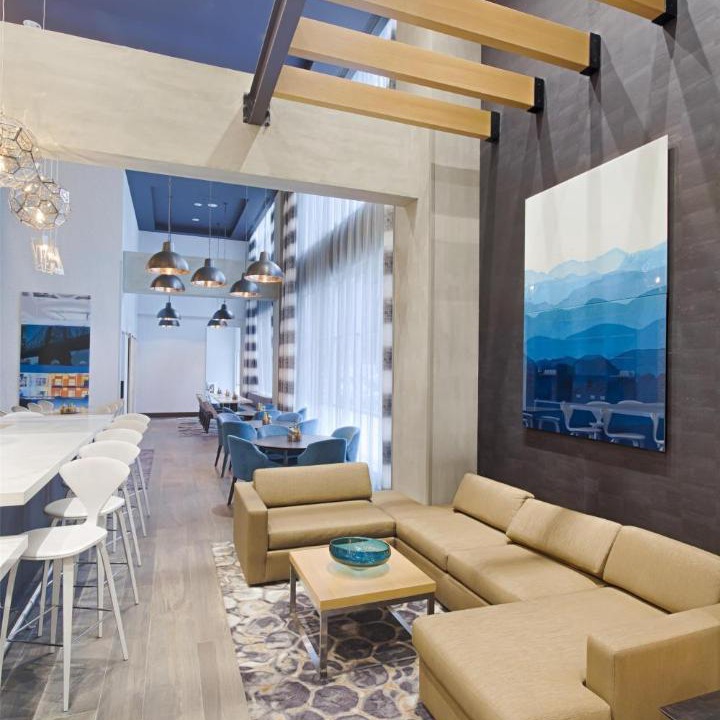 Photo of Livingroom in Hunters Point