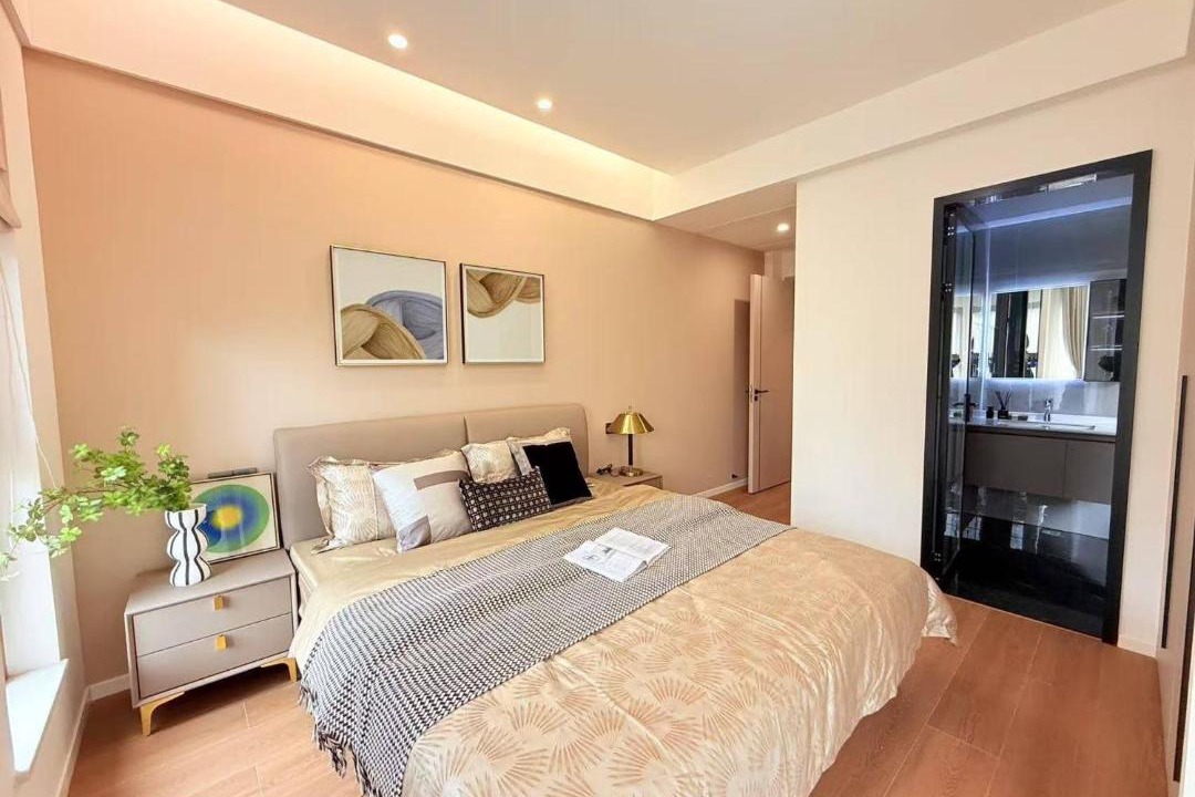 Photo of Bedroom in Emeishan