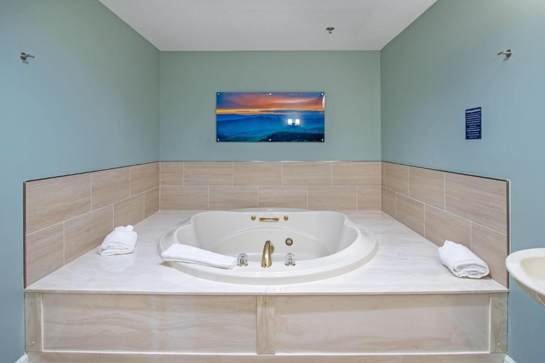 Photo of Bathroom in McGaheysville