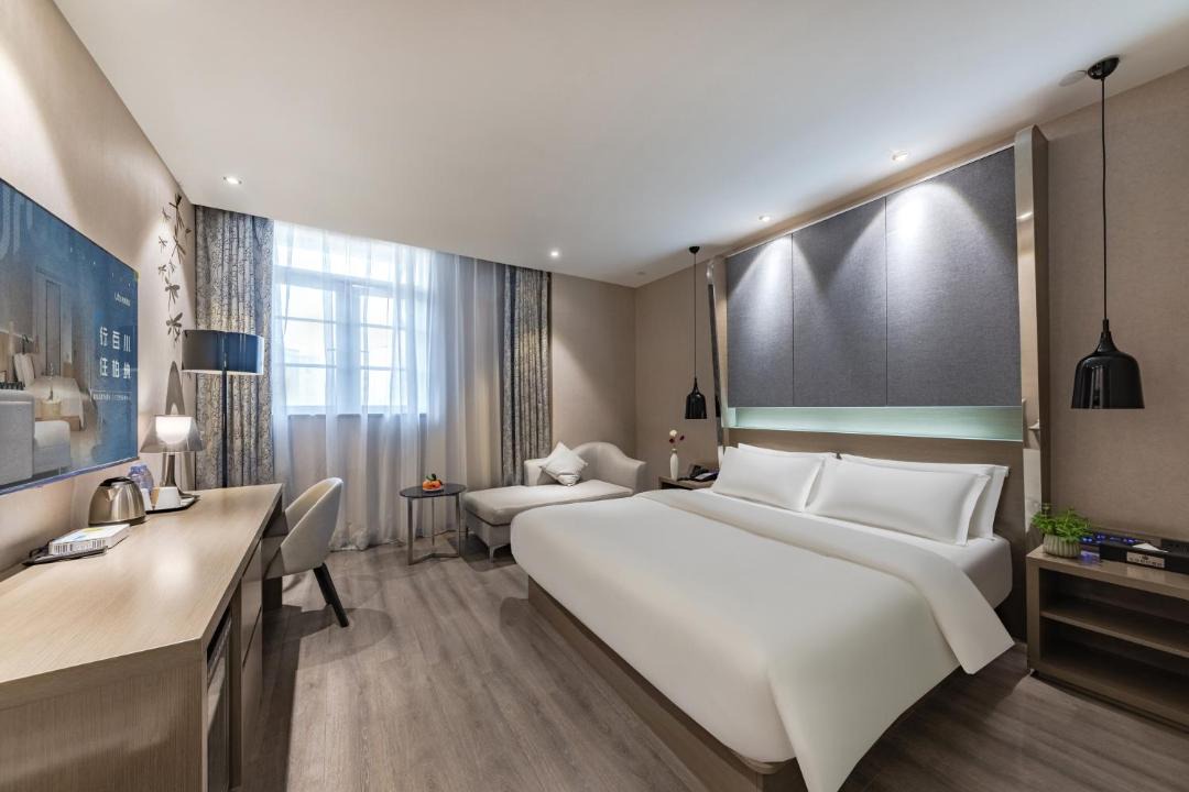 Photo of Bedroom in Huli