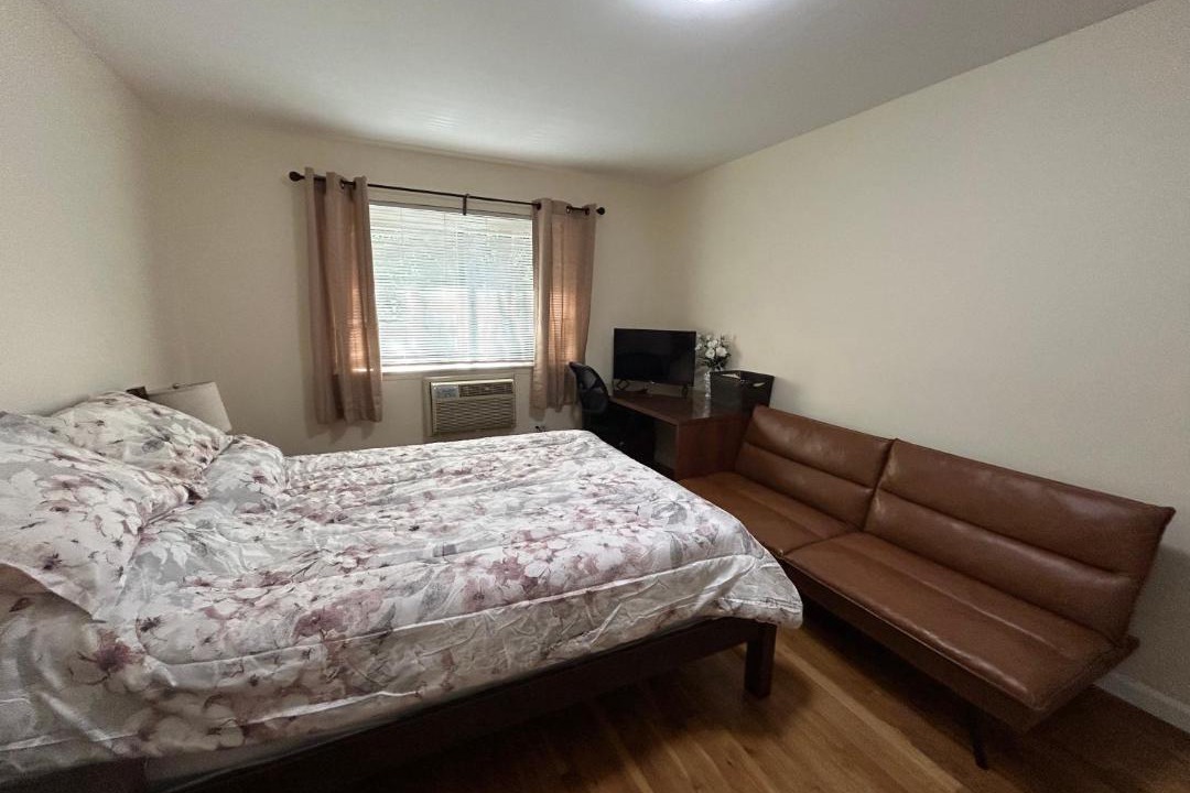 Photo of Bedroom in Queens