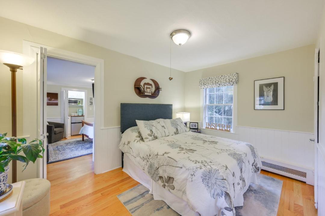 Photo of Bedroom in Salem