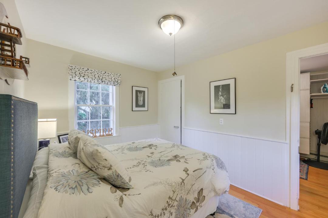 Photo of Bedroom in Salem