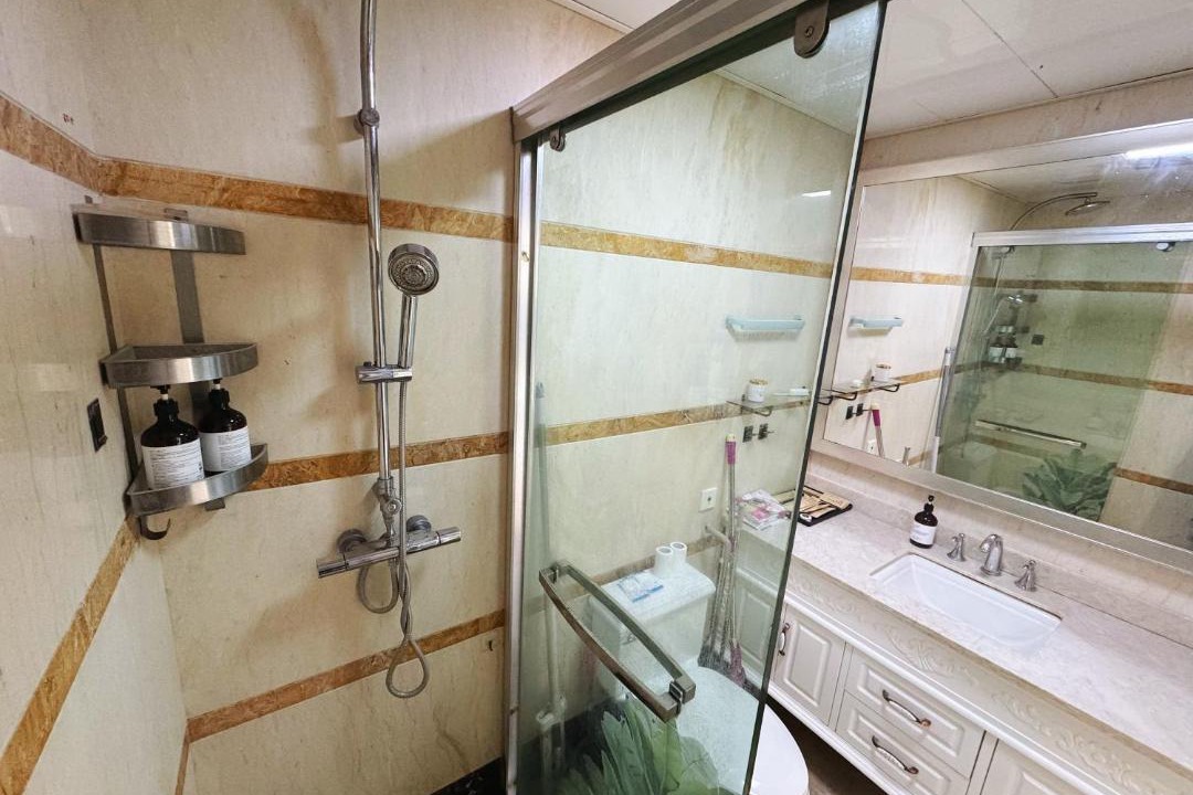 Photo of Bathroom in Lujiazui