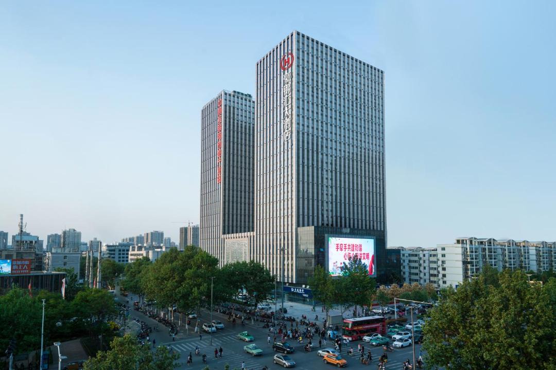 Photo of Buildings in Zhongyuan District