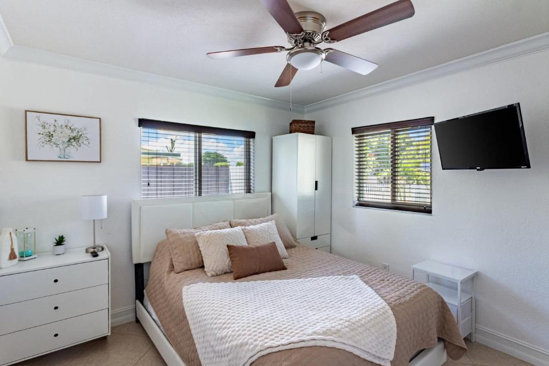Photo of Bedroom in Miami Gardens