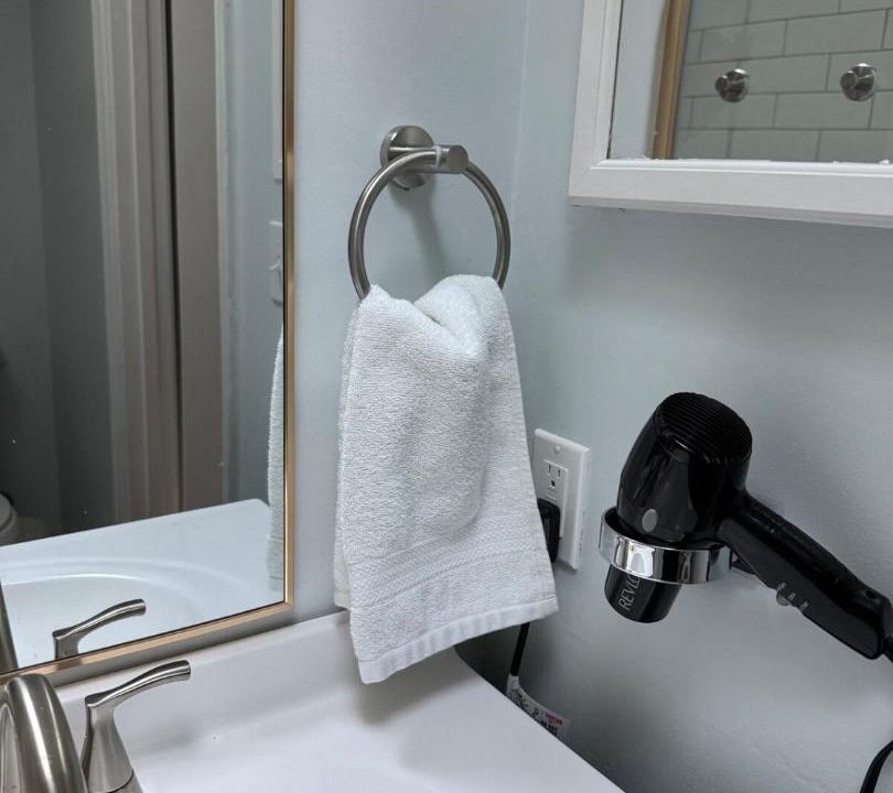 Photo of Bathroom in Central Newport News