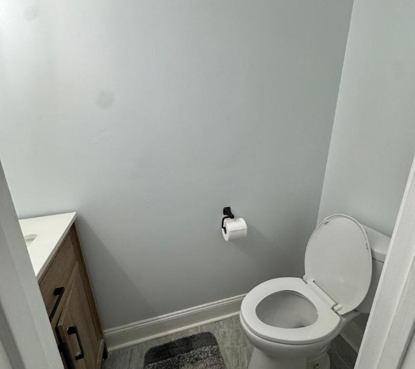 Photo of Bathroom in Central Newport News