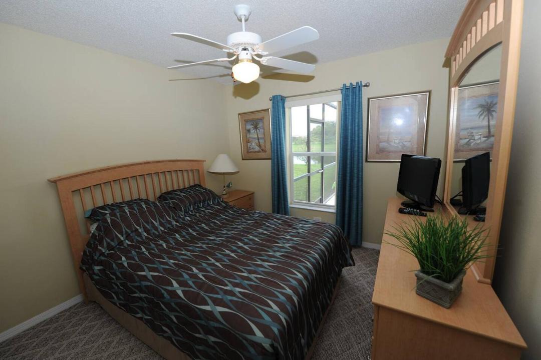Photo of Bedroom in Eagle Pointe South