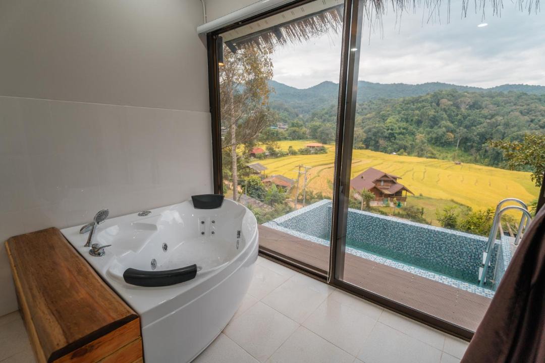 Photo of Bathroom in Pa Pae