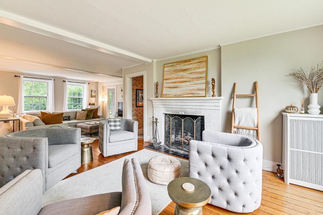 Photo of Livingroom in Richmond