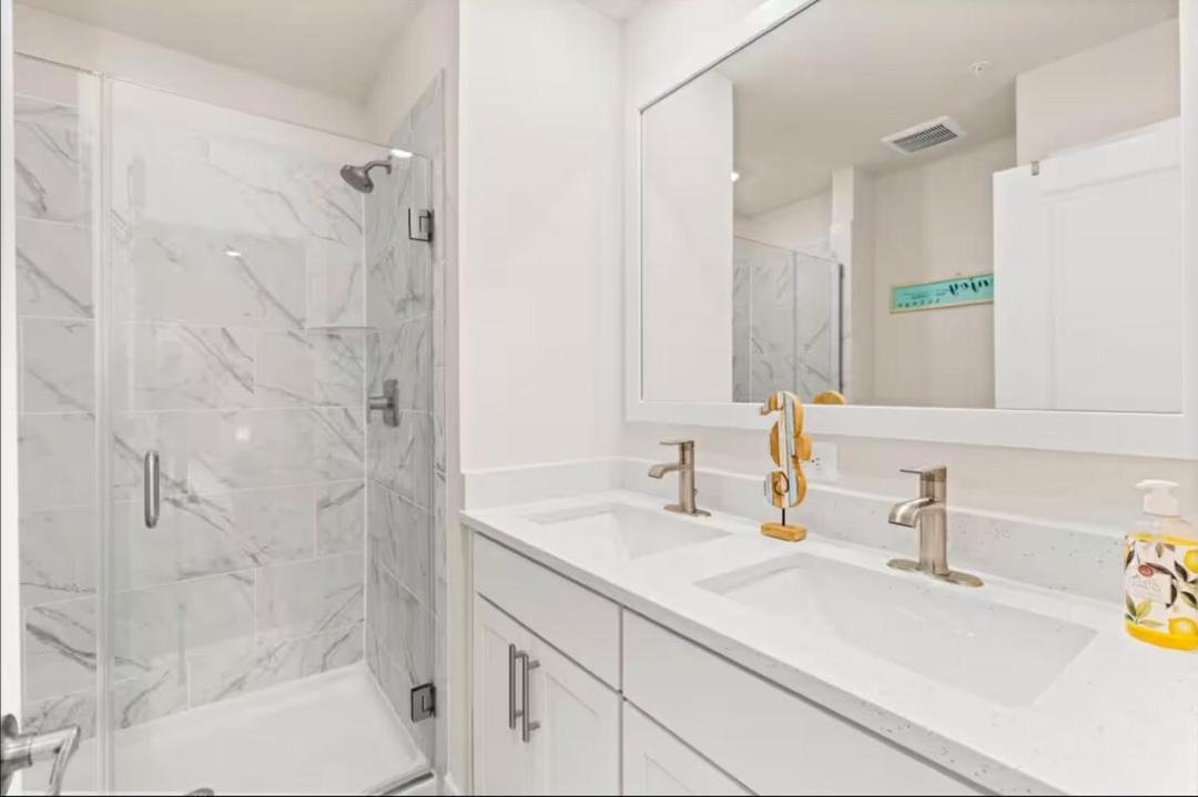 Photo of Bathroom in Caine Woods