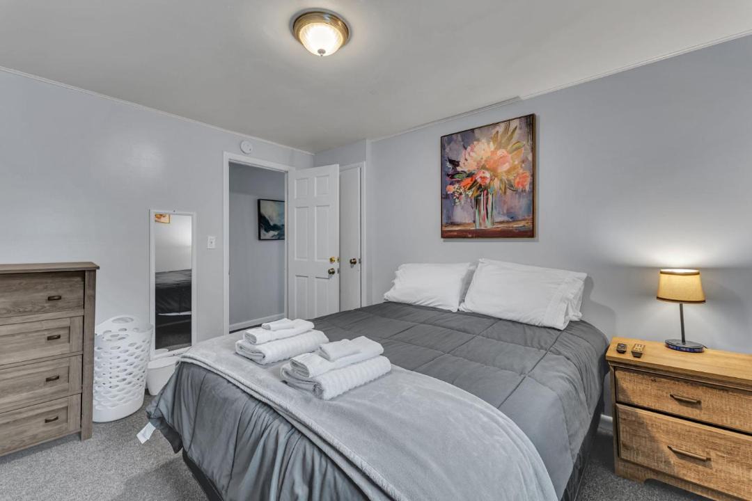 Photo of Bedroom in Oneonta