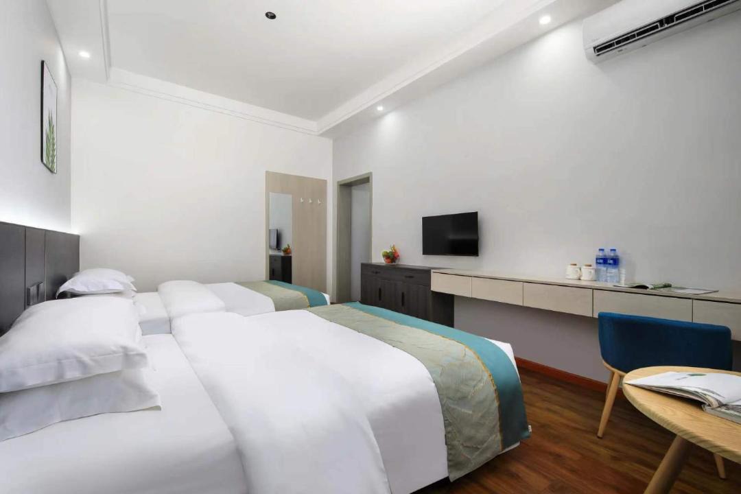 Photo of Bedroom in Fenghuang