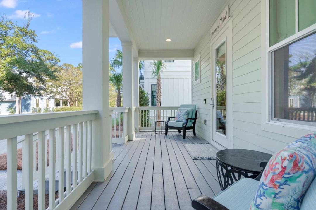 Photo of Patio Balcony in Treetop