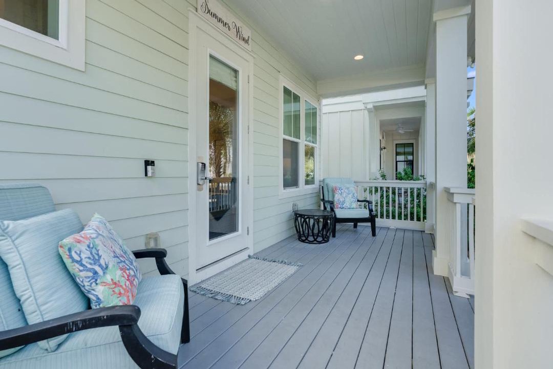 Photo of Patio Balcony in Treetop
