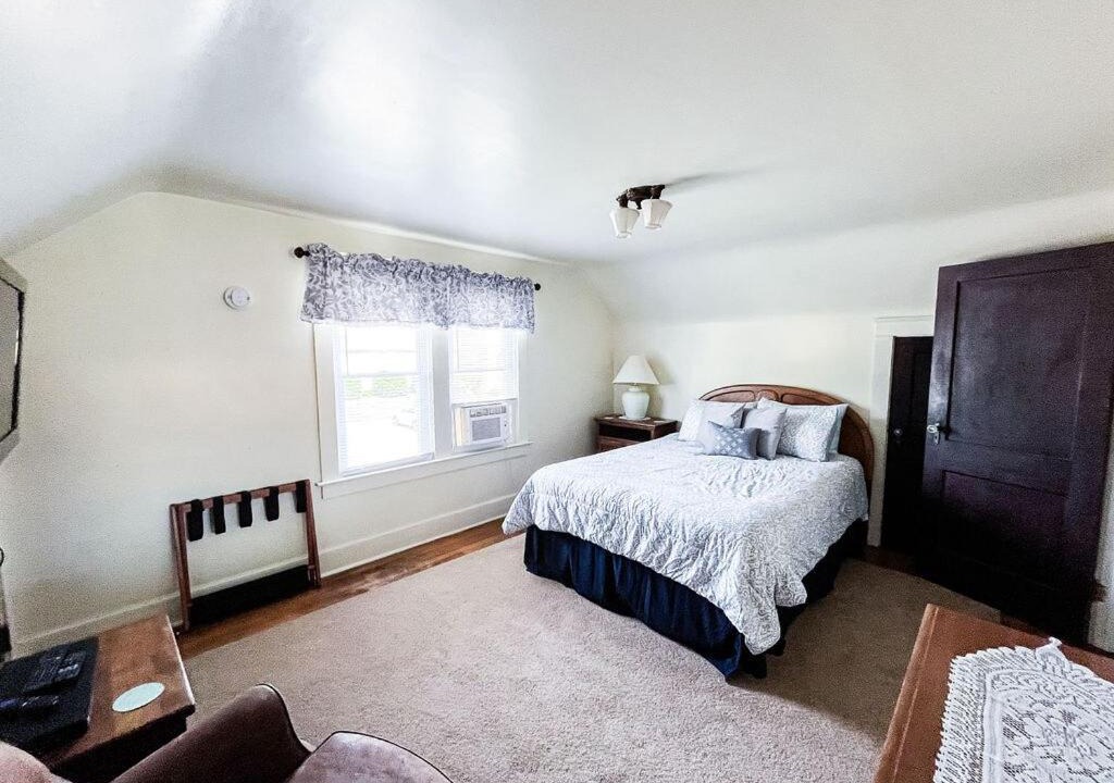 Photo of Bedroom in Endicott