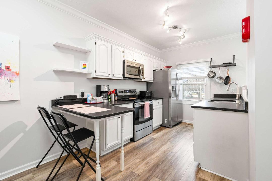 Photo of Kitchen in Lockerbie Square
