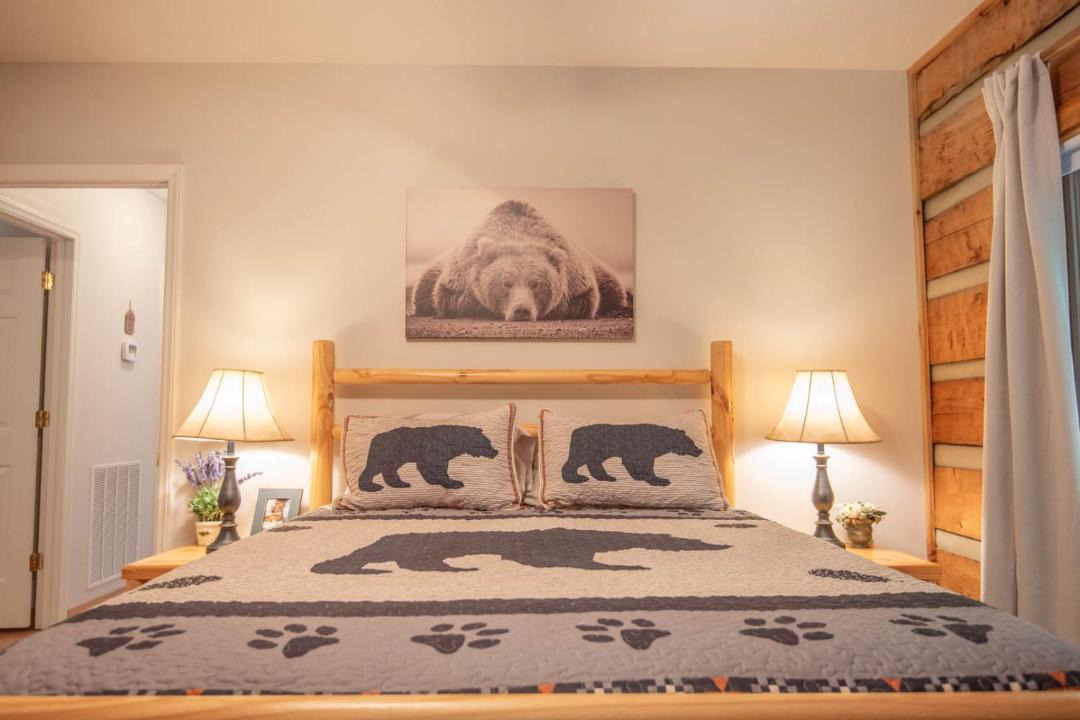 Photo of Bedroom in Grassy Creek