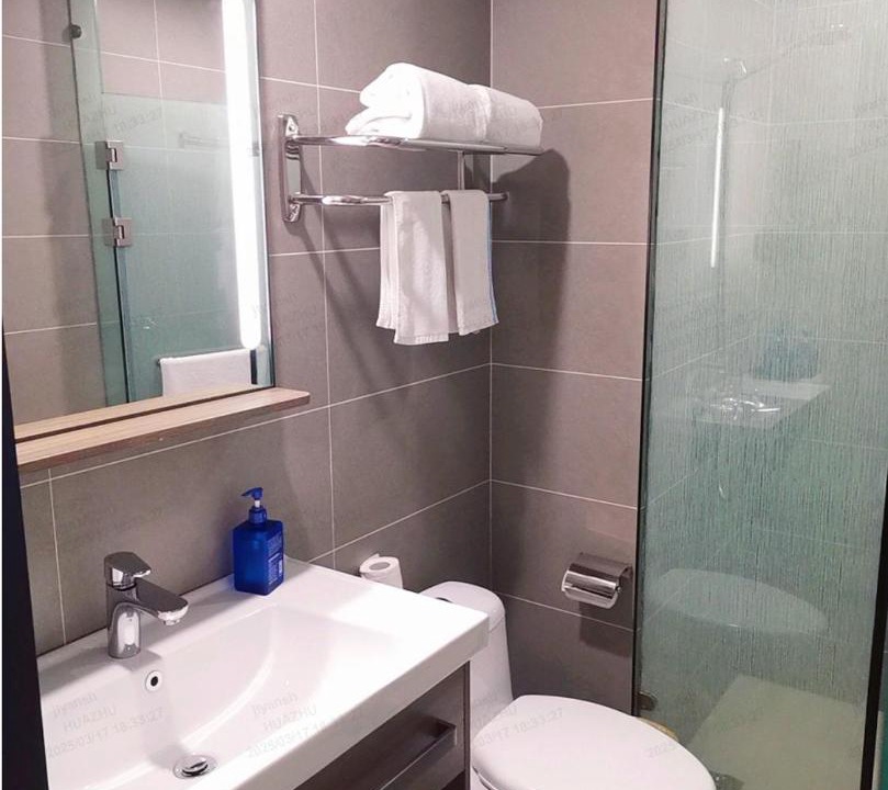 Photo of Bathroom in Jinqiao