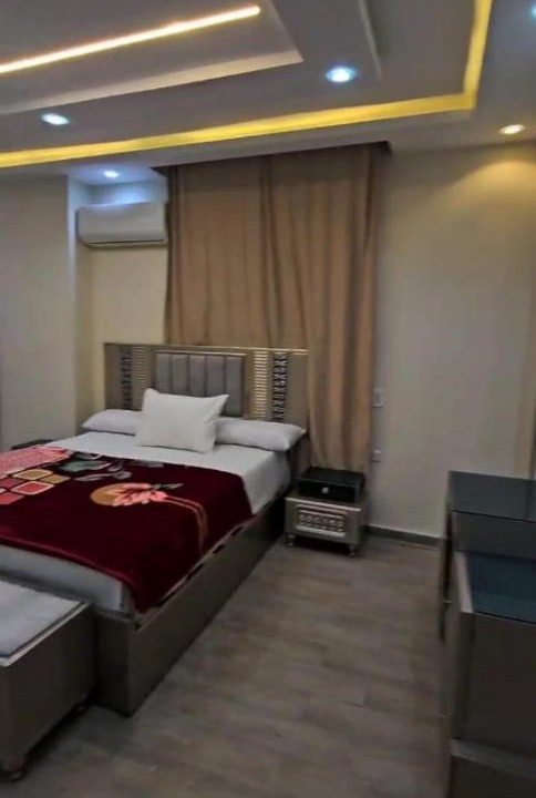 Photo of Bedroom in Pyramids Gardens