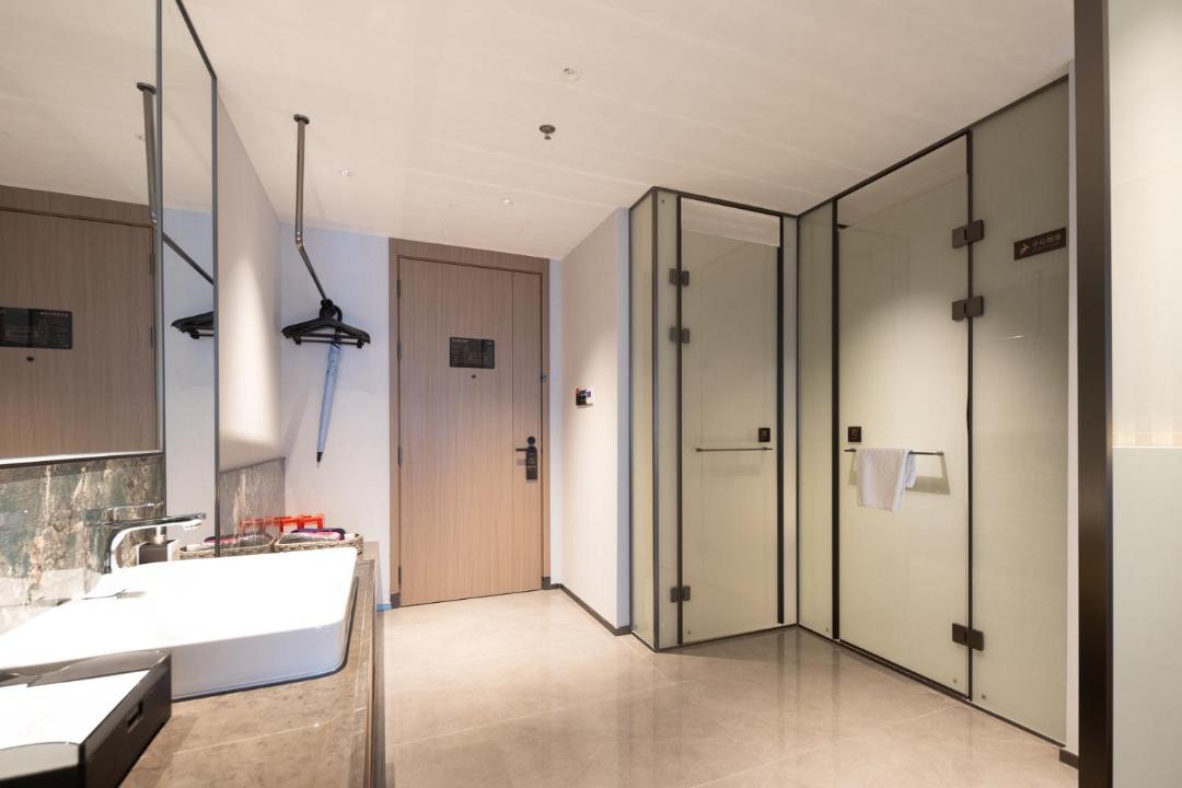 Photo of Bathroom in Donghu District