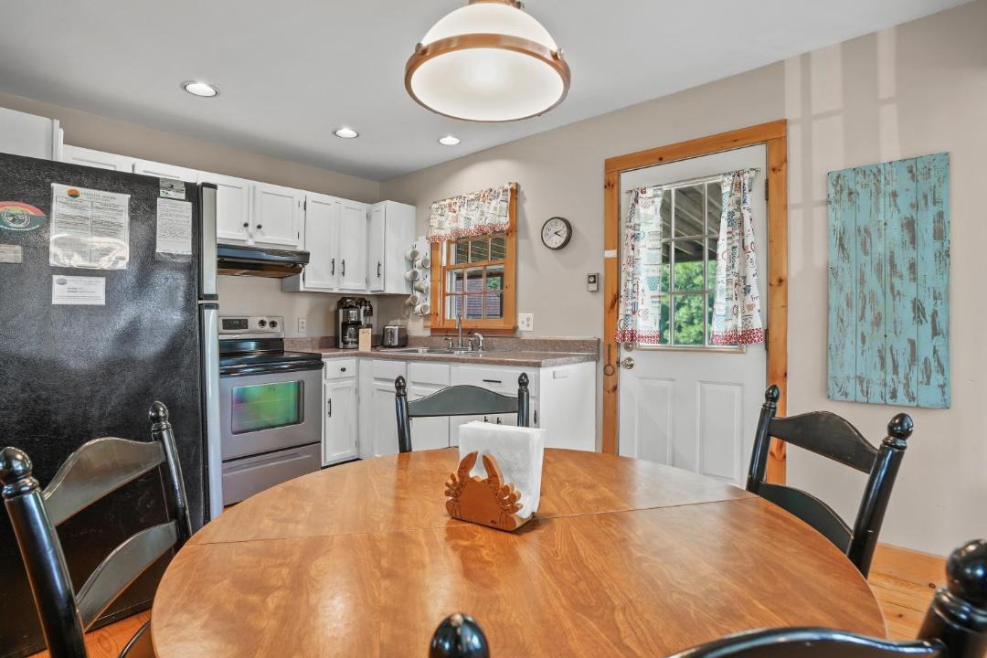 Photo of Kitchen in Piney Island