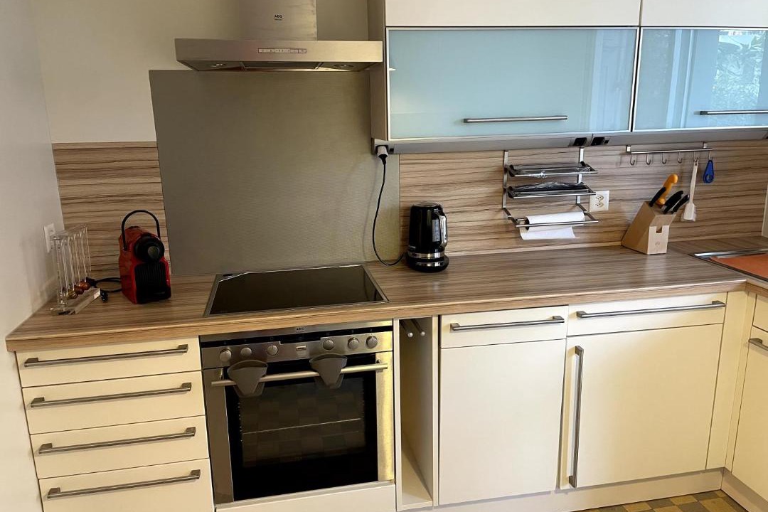 Photo of Kitchen in Iselin
