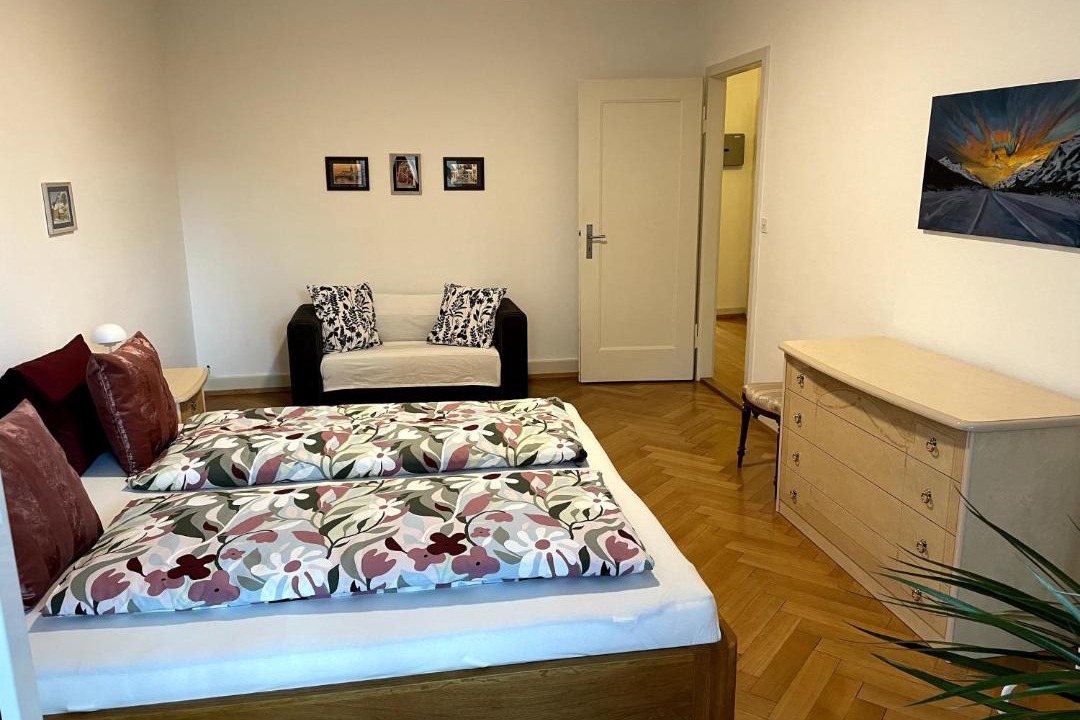 Photo of Bedroom in Iselin