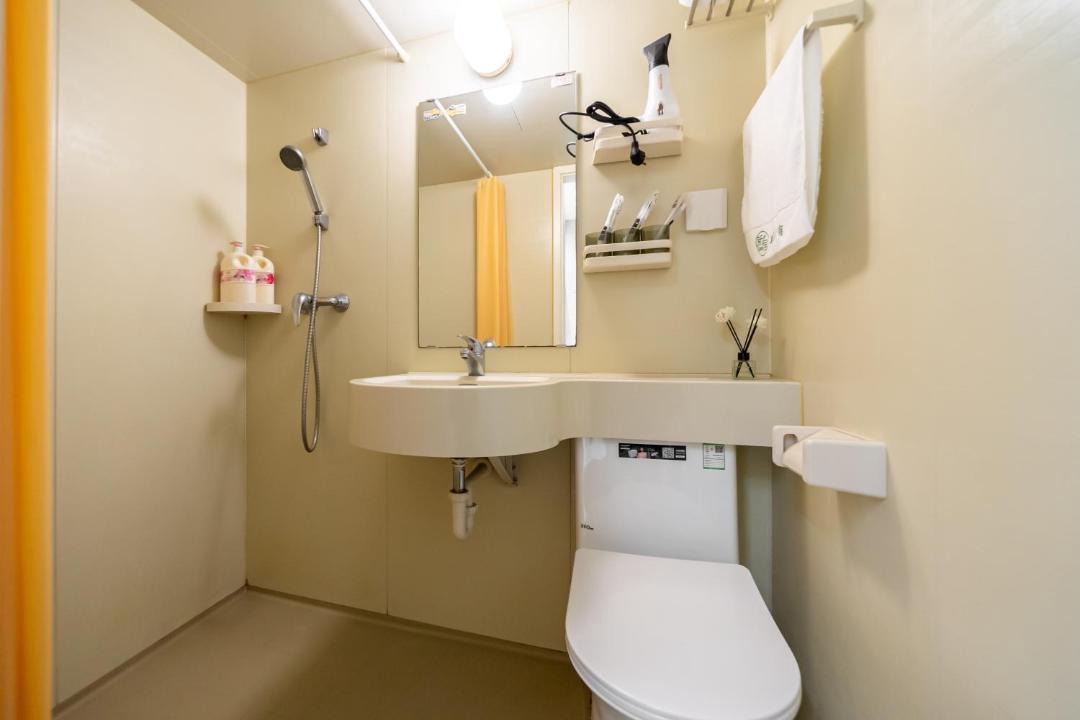 Photo of Bathroom in Jing'an
