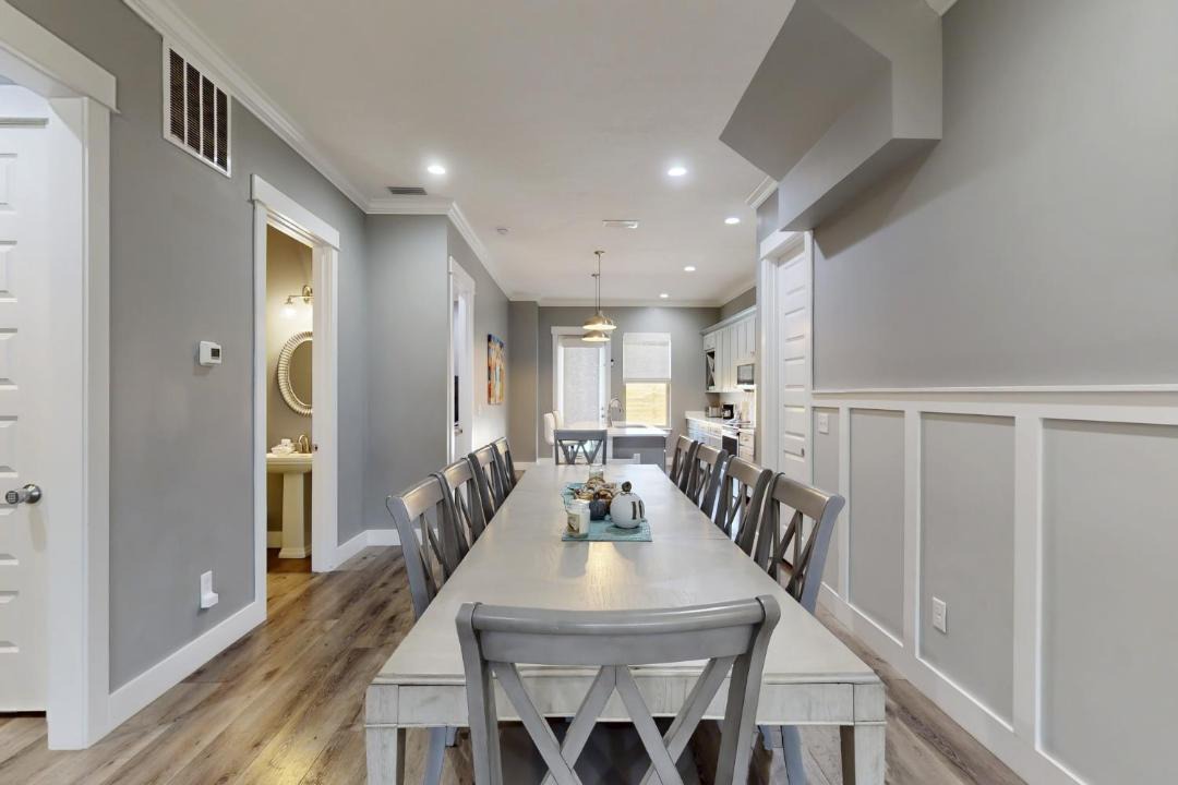Photo of Kitchen in Laguna Beach Estates