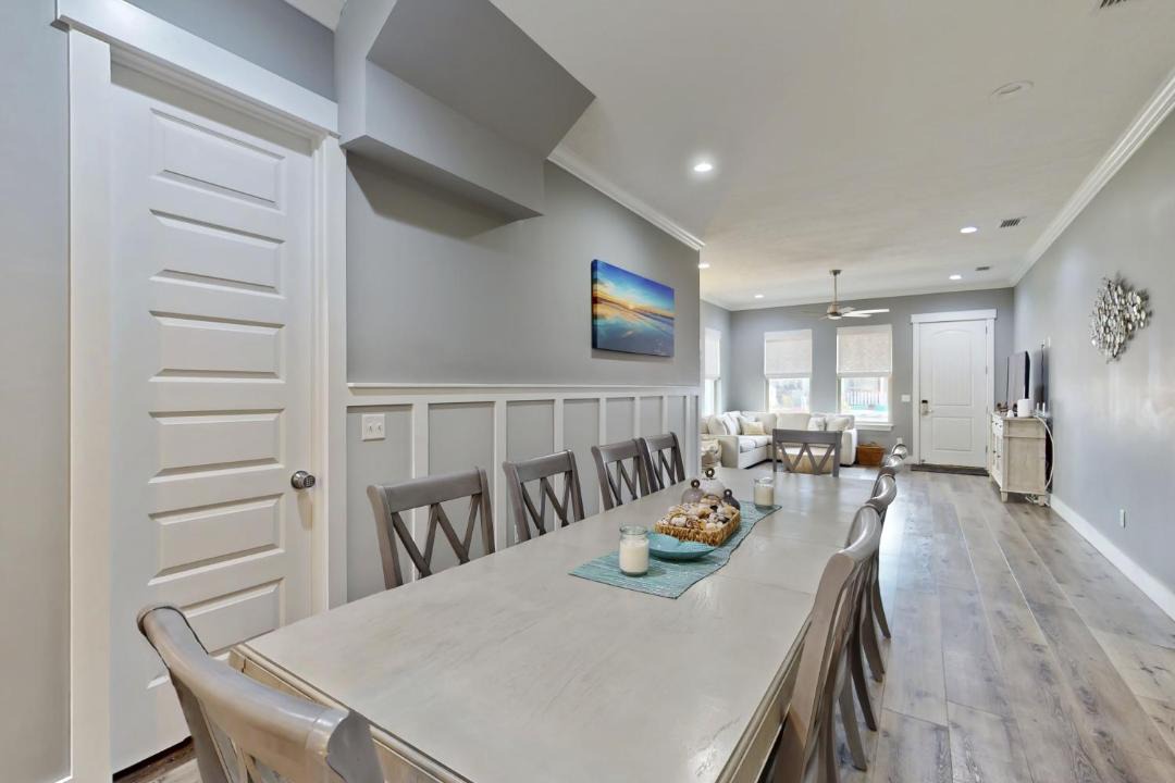 Photo of Kitchen in Laguna Beach Estates