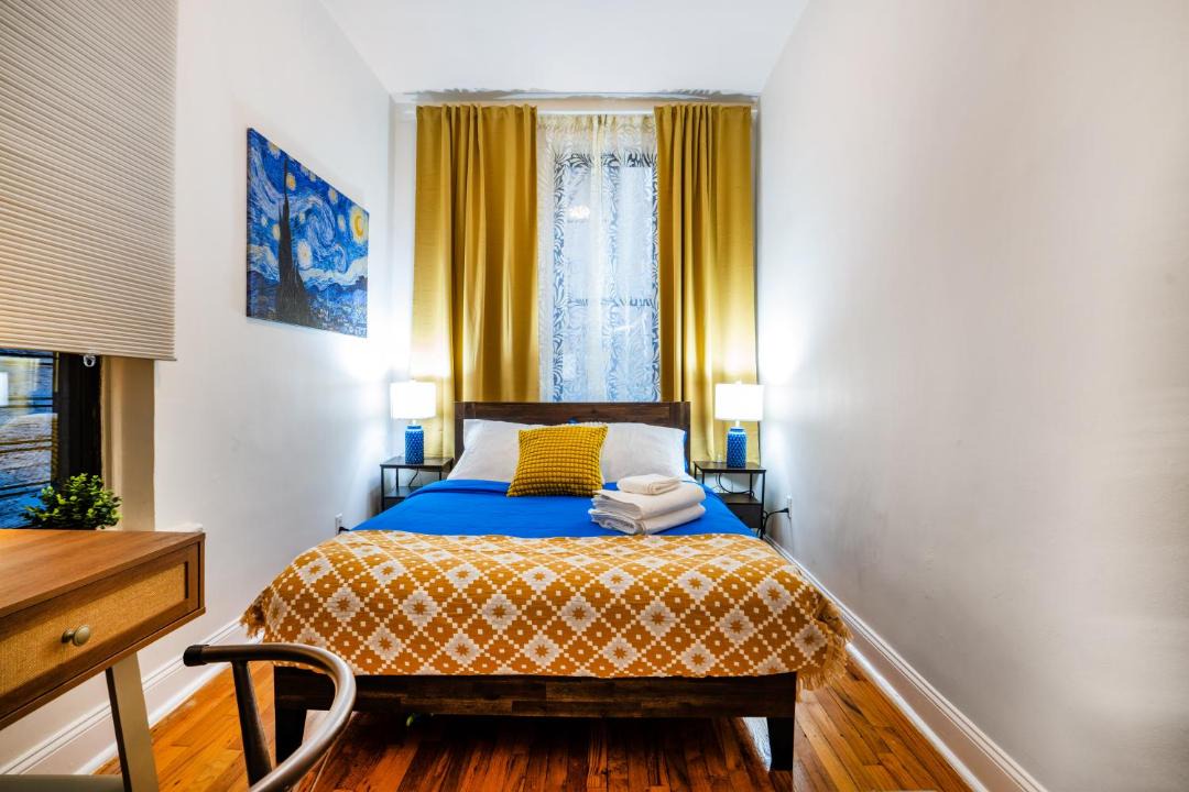 Photo of Bedroom in Manhattan Valley