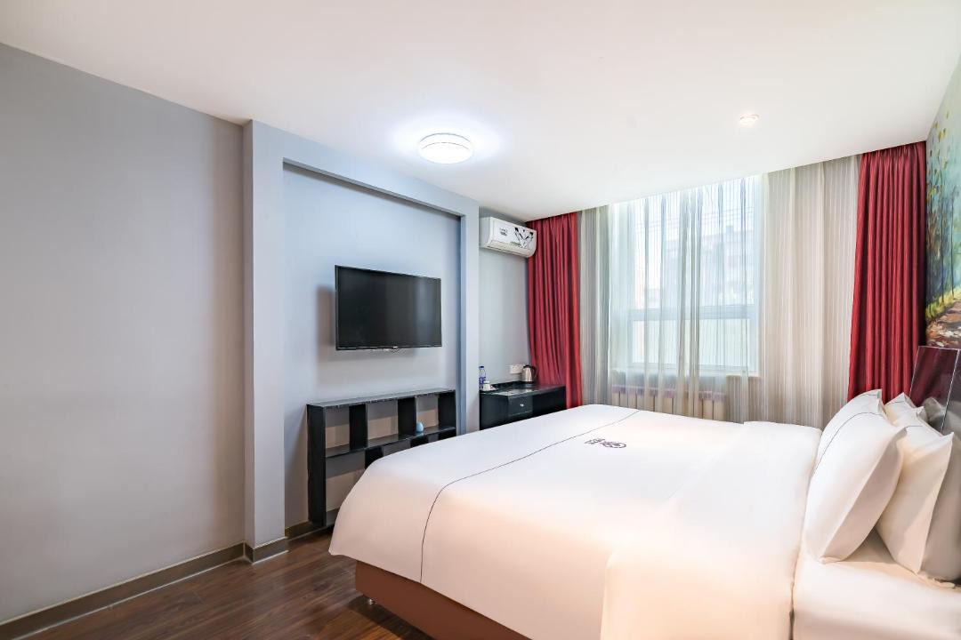 Photo of Bedroom in Middle Chaoyang