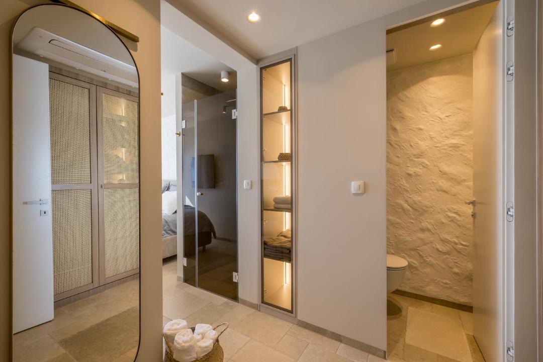 Photo of Bathroom in Duce