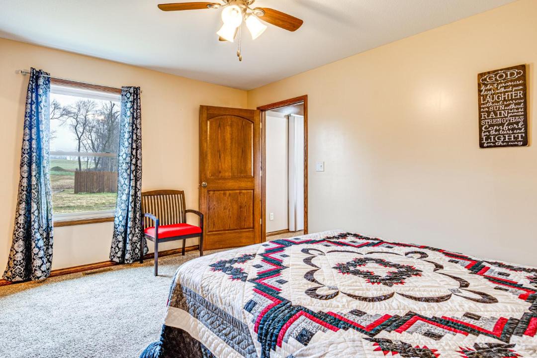 Photo of Bedroom in Sunman