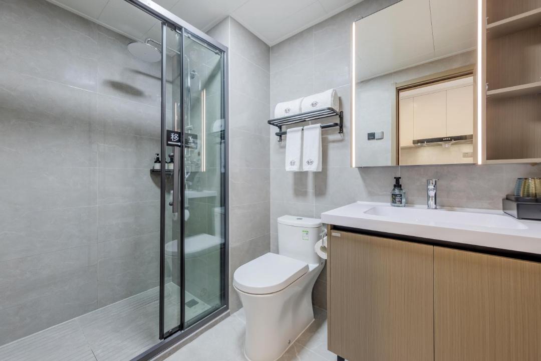 Photo of Bathroom in Huaqiang North