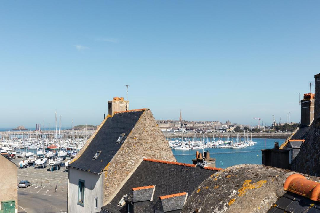 Photo of Buildings in La Cite