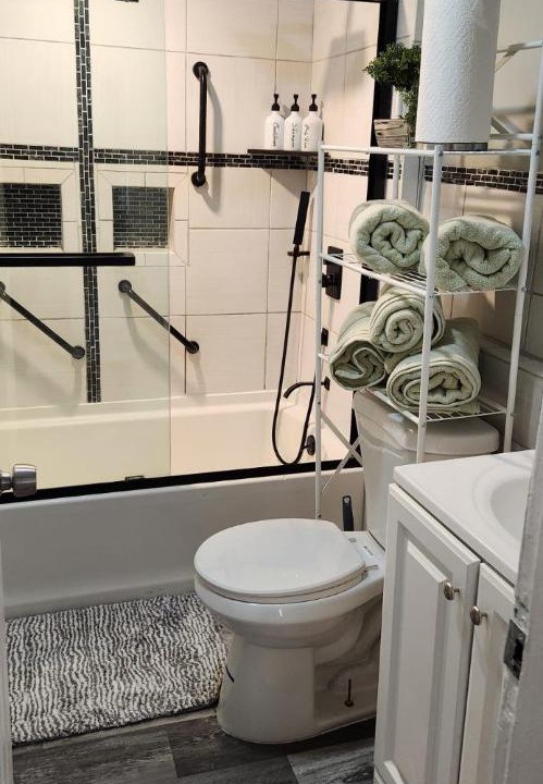 Photo of Bathroom in Brooklawn - St. Vincent