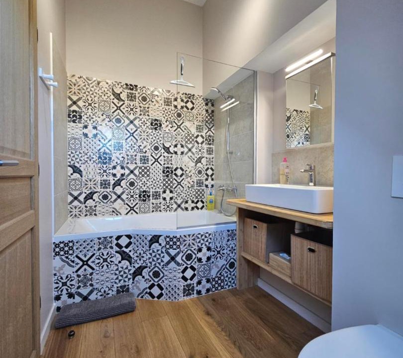 Photo of Bathroom in Taden