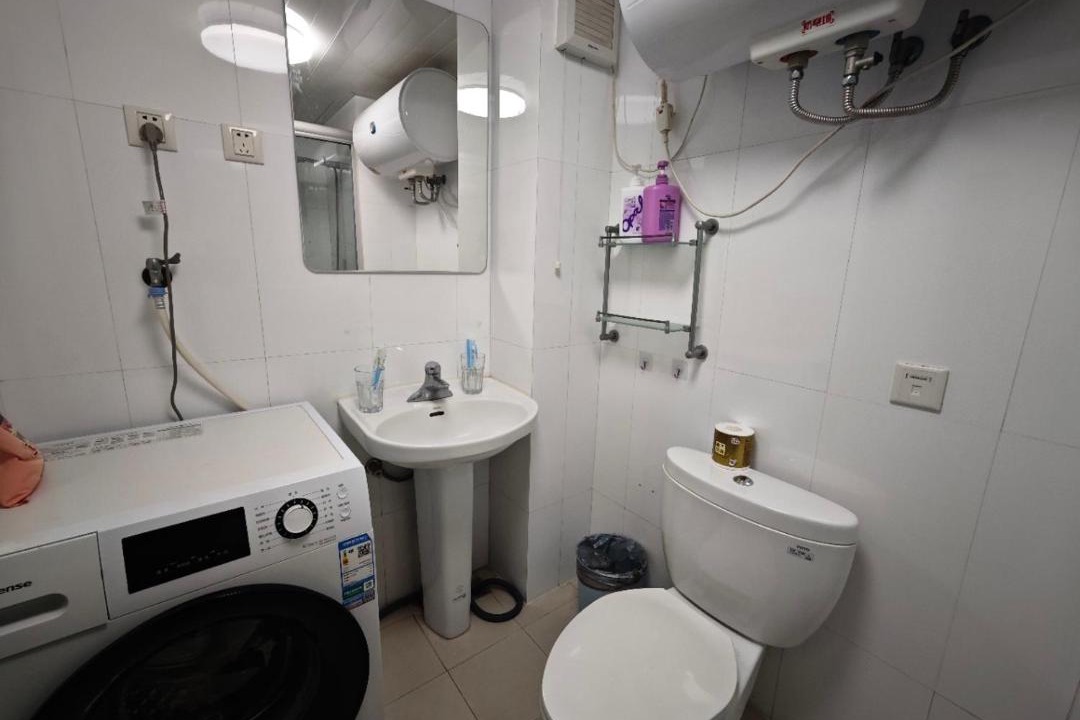 Photo of Bathroom in Jinqiao