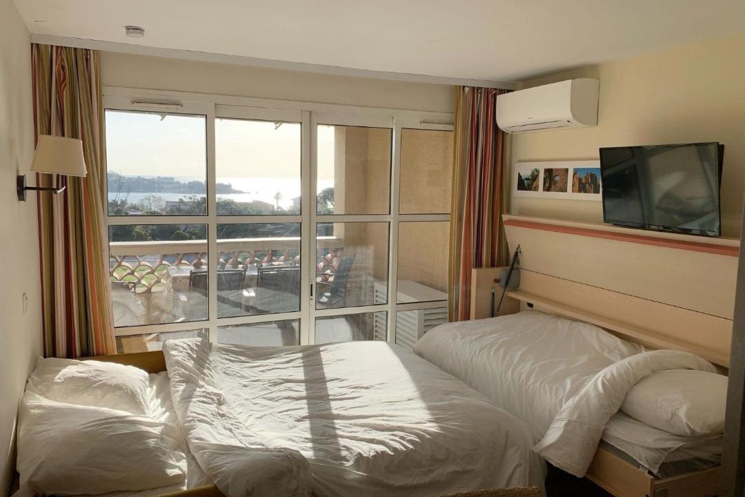 Photo of Bedroom in Cap Esterel