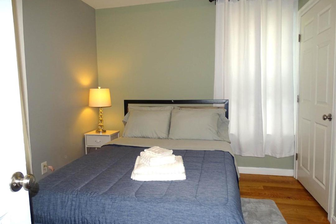Photo of Bedroom in Everett