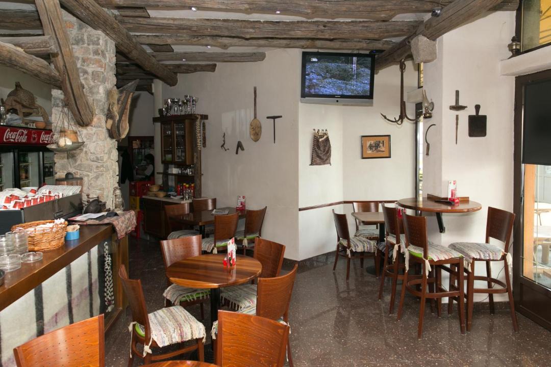 Photo of Kitchen in Cove Parja