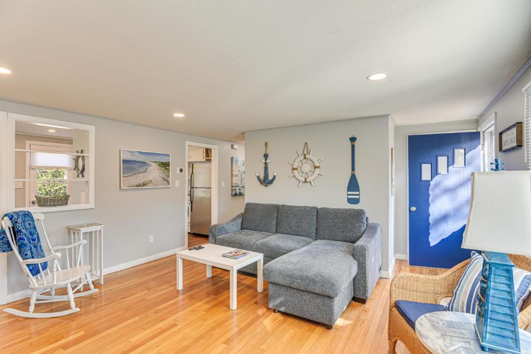 Photo of Others in West Hyannisport