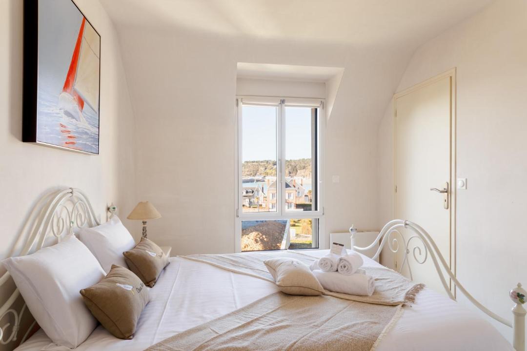 Photo of Bedroom in Erquy