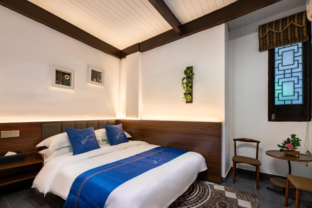 Photo of Bedroom in Tunxi