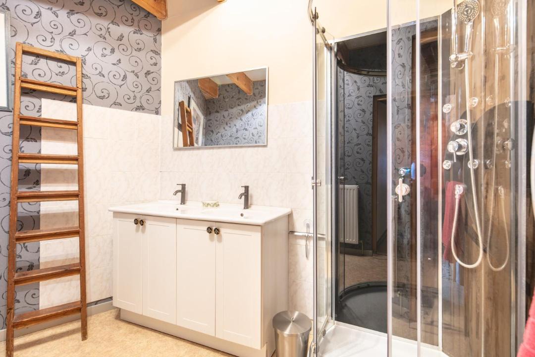 Photo of Bathroom in Cognet