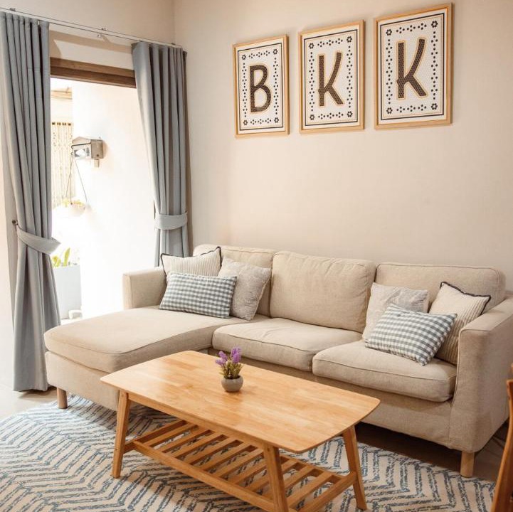 Photo of Livingroom in Phra Khanong Nuea