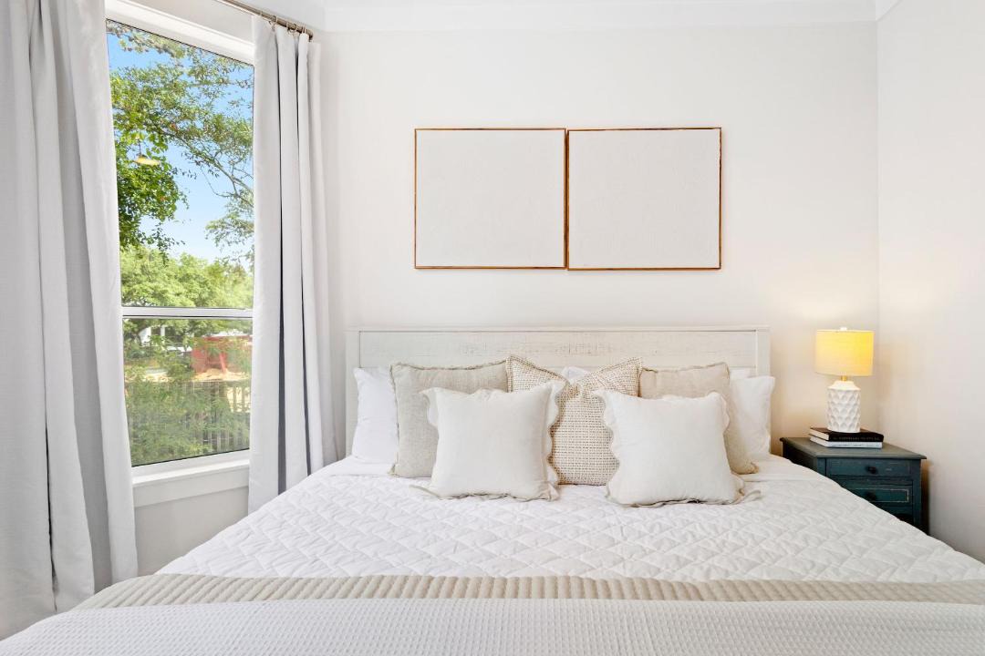 Photo of Bedroom in White's Gulfview